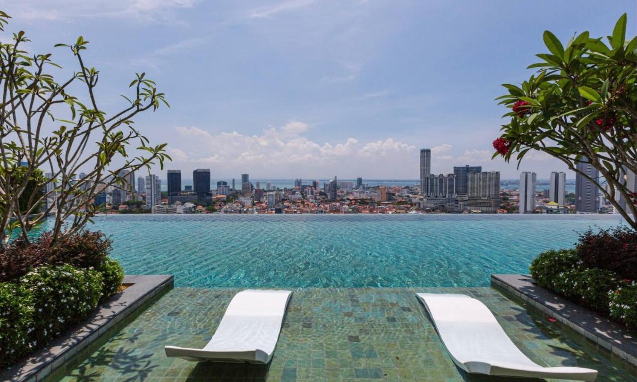 Skypool With Seaview 8Pax Beacon Executive Suites - Georgetown City Centre - 3Km To Komtar Exterior photo