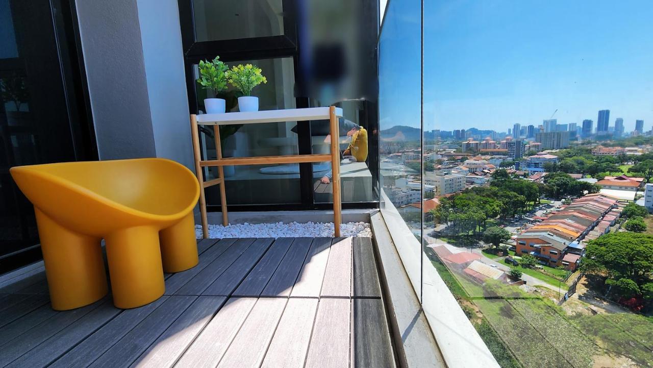 Skypool With Seaview 8Pax Beacon Executive Suites - Georgetown City Centre - 3Km To Komtar Exterior photo